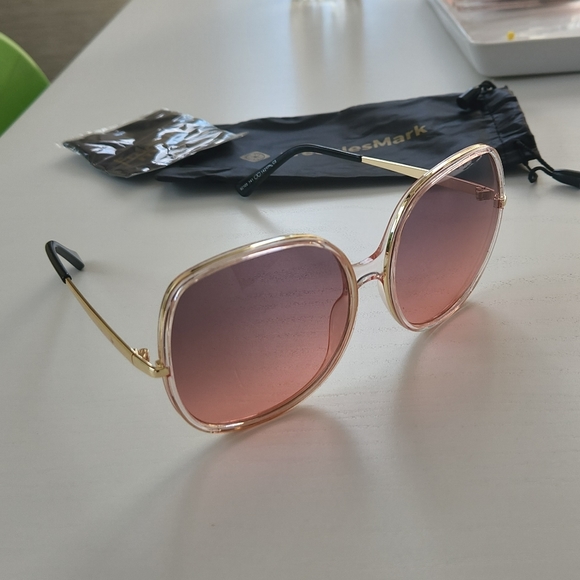 Brand New Sunglasses - Picture 2 of 2